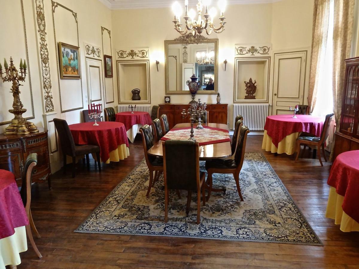 Chateau Les Vallees Tournon-Saint-Pierre Екстериор снимка