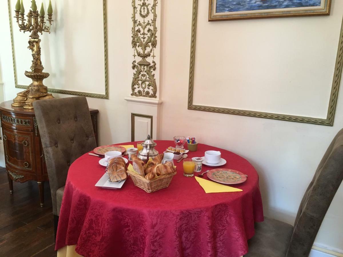 Chateau Les Vallees Tournon-Saint-Pierre Екстериор снимка